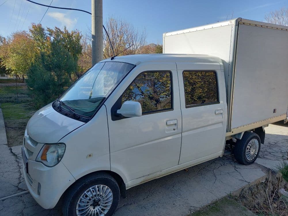 Lifan furgon mashina — 2