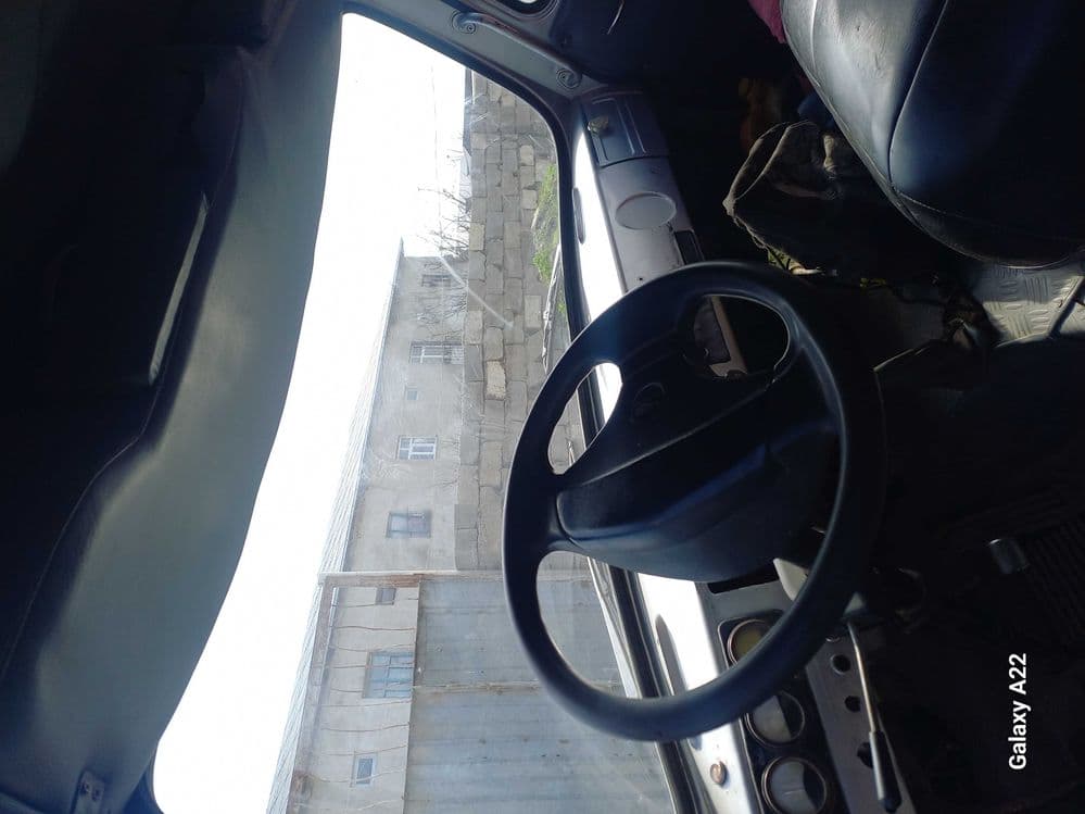 Uaz  452 bortli tentli — 4