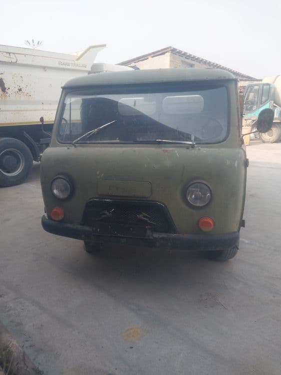 UAZ bortli 1982 yil gazi bor — 1