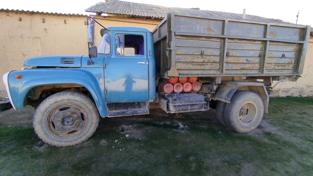 Zil 130 samosval — 3