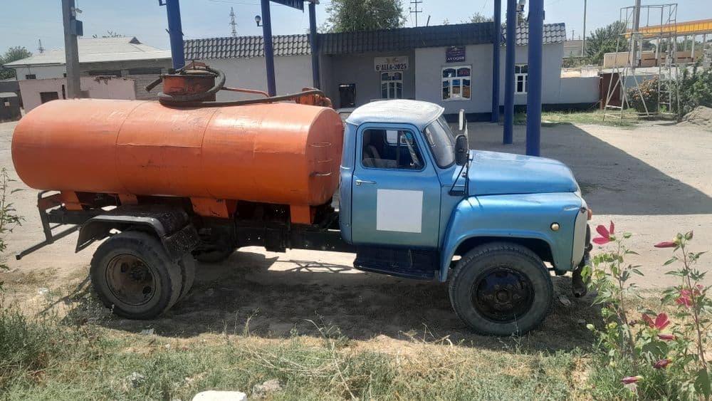 GAZ - 53 benzavoz — 2