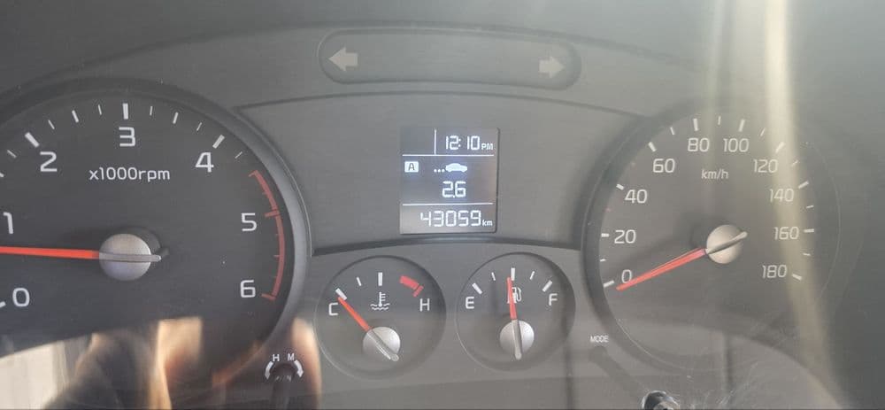 KIA BONGO sotiladi yuk bortli. 2023-yil — 5