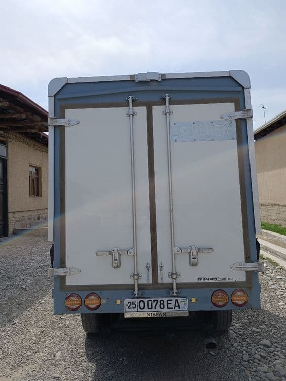 Isfana furgon sotiladi srocni — 3