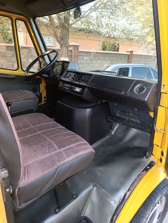 Mersedes benz 1992 yil furgon — 2