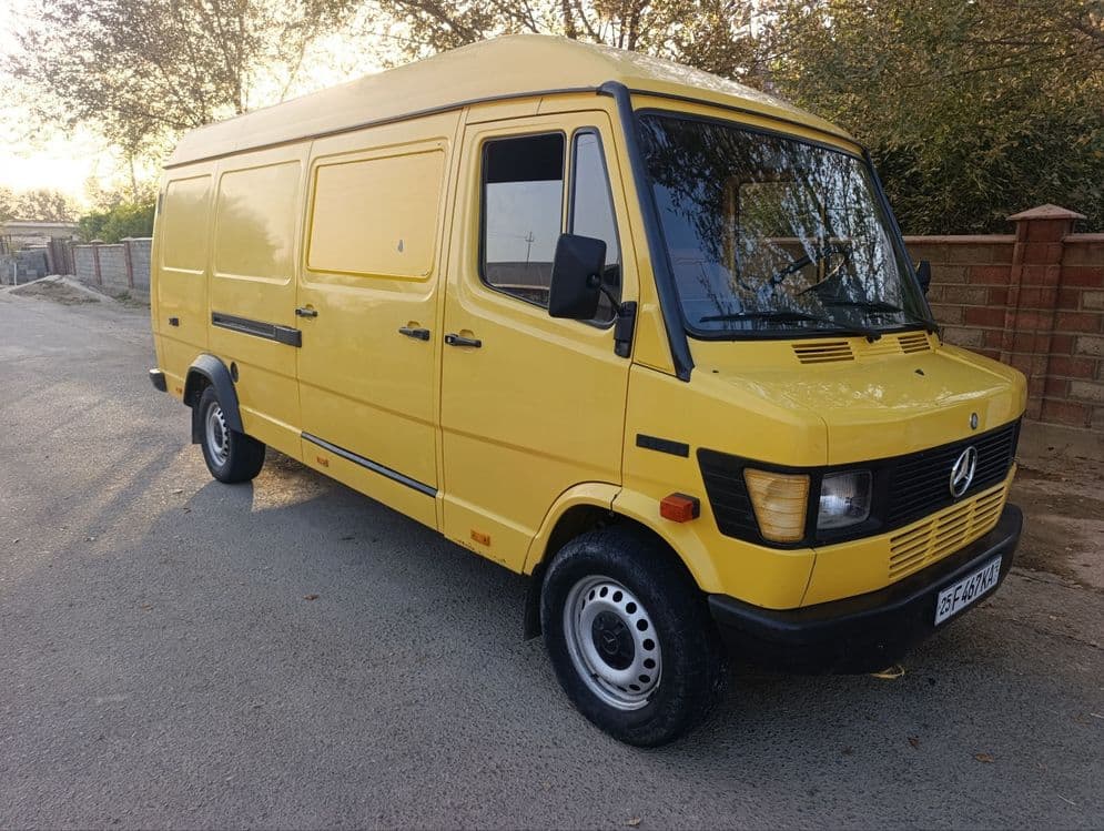 Mersedes benz 1992 yil furgon — 4