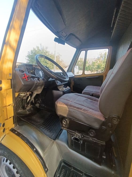 Mersedes benz 1992 yil furgon — 6