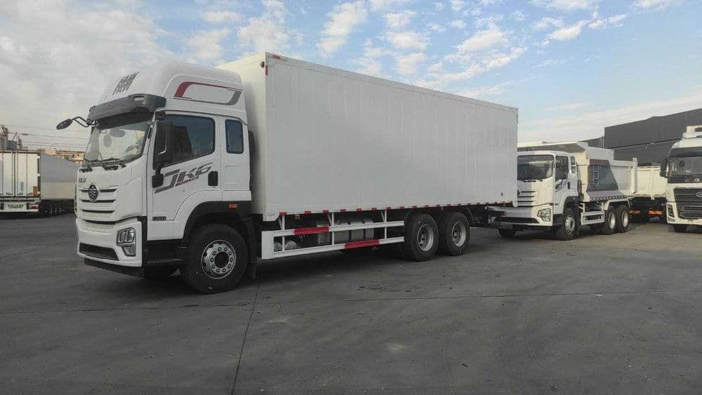 FAW J6L AVTOFURGON 8.5 metr 2 spalniy — 2