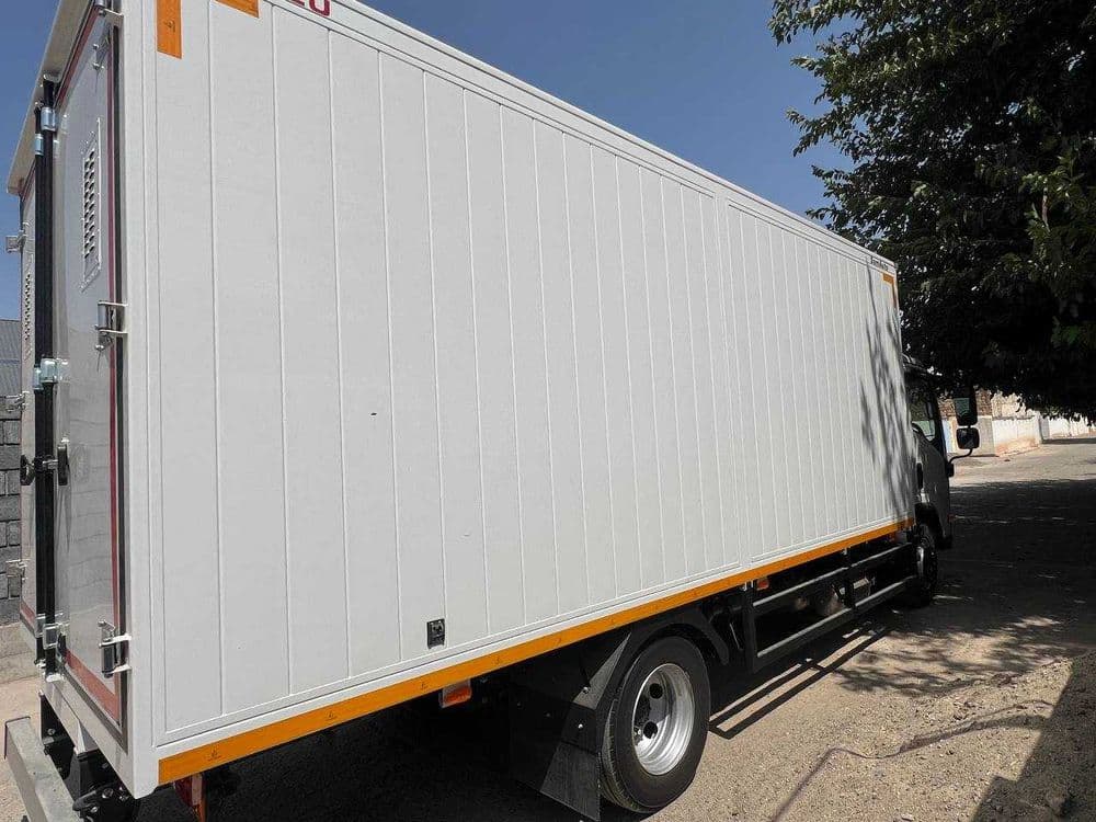 Isuzu NQR 90 dizil 2023 yangi — 3