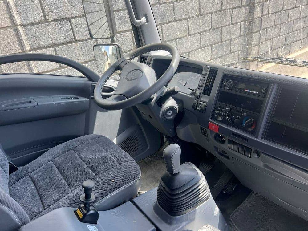 Isuzu NQR 90 dizil 2023 yangi — 4