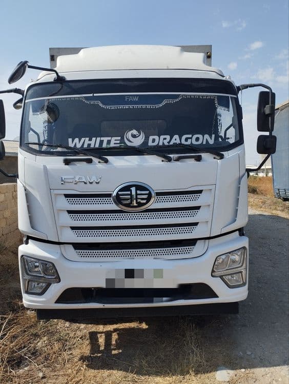 FAW furgon 2022 yil — 1