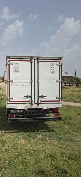 Isuzi 10 tonality sotiladi — 6