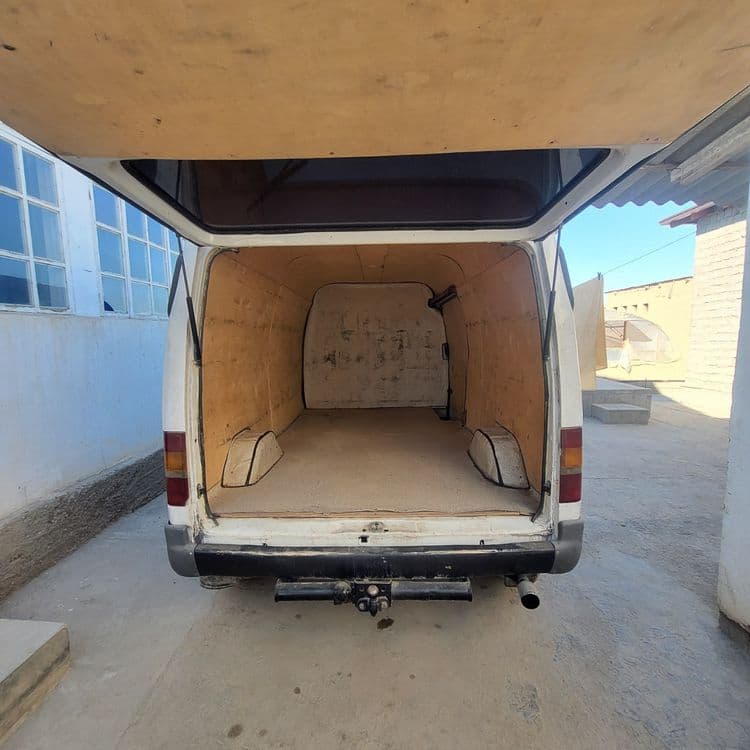 Ford shalanda 1995 — 6