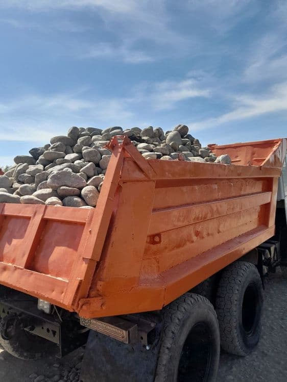 Kamaz samasval sotiladi — 2