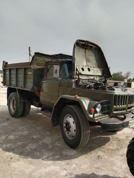 Самосвал  зил 130 — 2