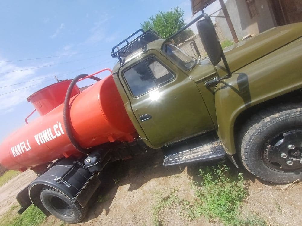Gaz53 ishga tayyor benzavoz yomkis 5.650.tonnalik — 4