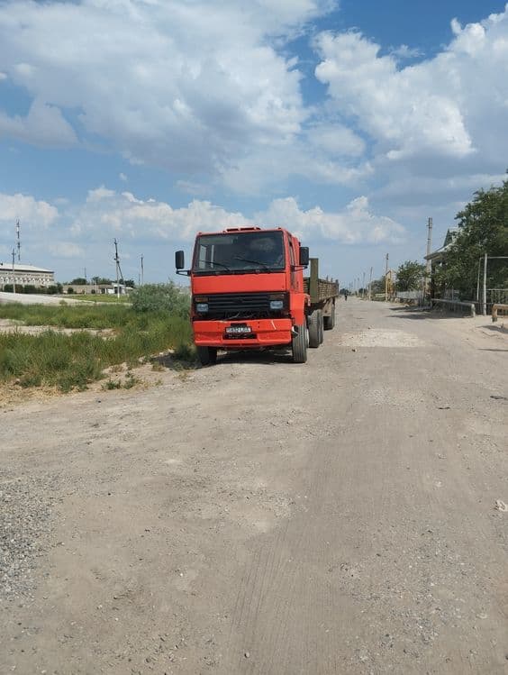 Форд карго тягач сотилади — 3