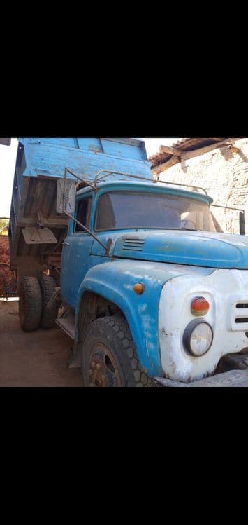 Zil 130 MTZ80 motor — 1
