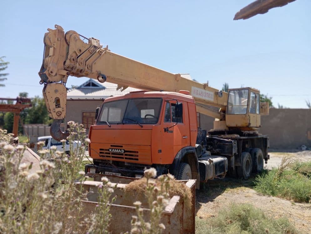 Avto kran Srochni sotiladi 32tonna 31,5m — 2
