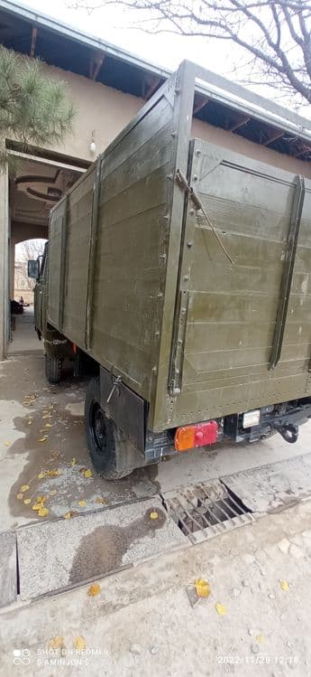 UaZ 3303 mashinasi sotiladi — 2