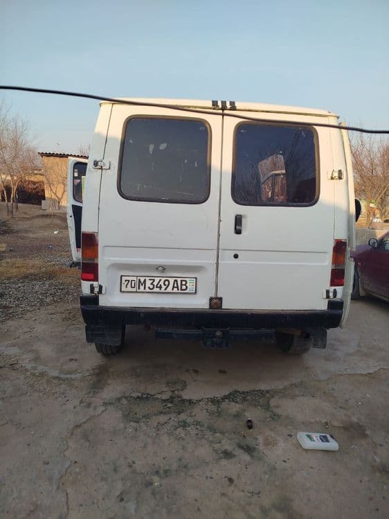 Ford mashinasi tayyor beznis qilish uchun — 3
