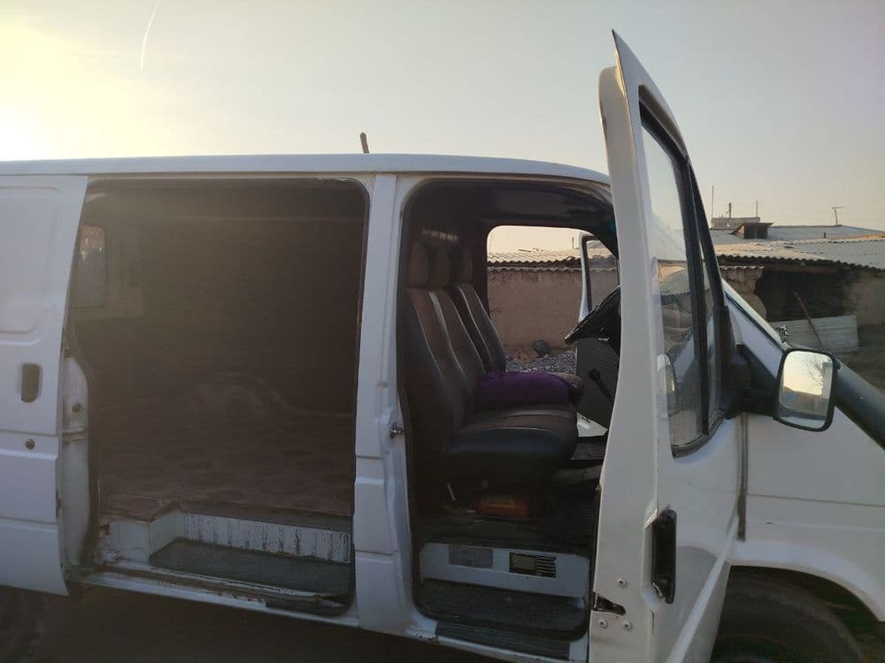 Ford mashinasi tayyor beznis qilish uchun — 6