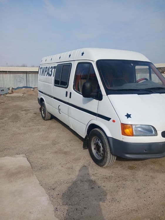 ford transit yuk furgon srochna sotiladi — 4