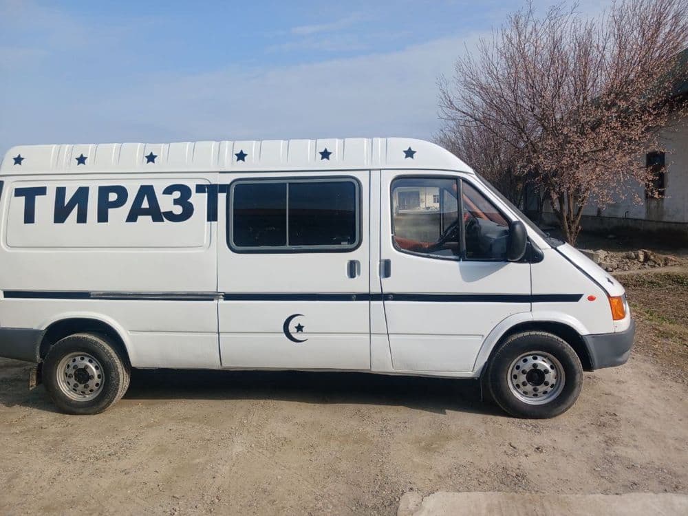 ford transit yuk furgon srochna sotiladi — 6