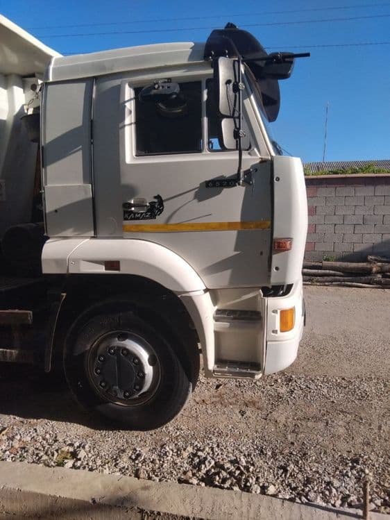 Kamaz 6520 sotiladi — 2