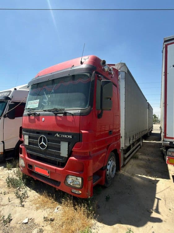 Mercedes-Benz Actros + Tramp Trail Прицеп Сотилади — 1