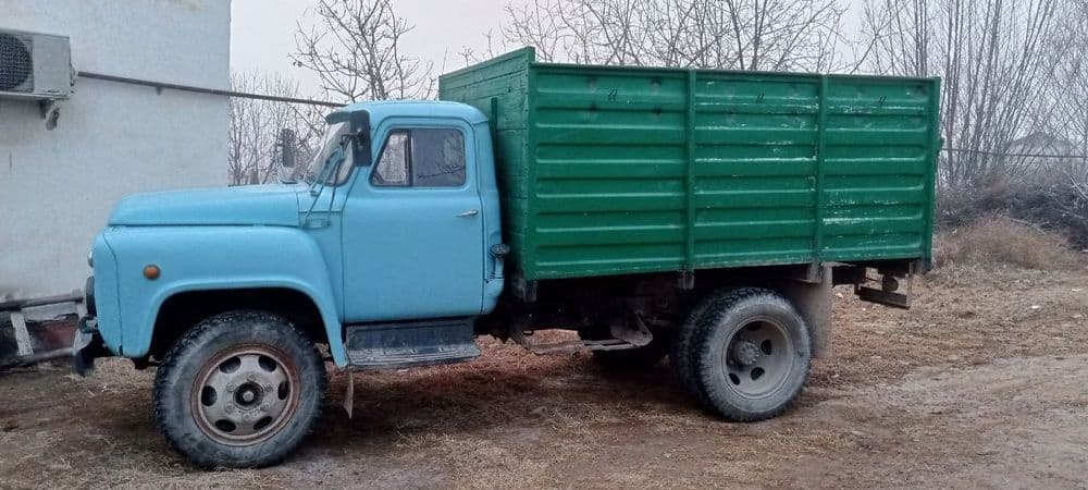 Газ 52 бортовой радной — 2
