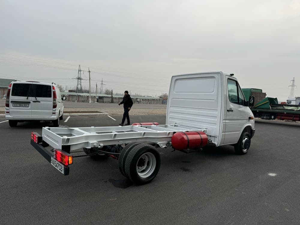 Mercedes Sprinter 410D Sotiladi! — 5