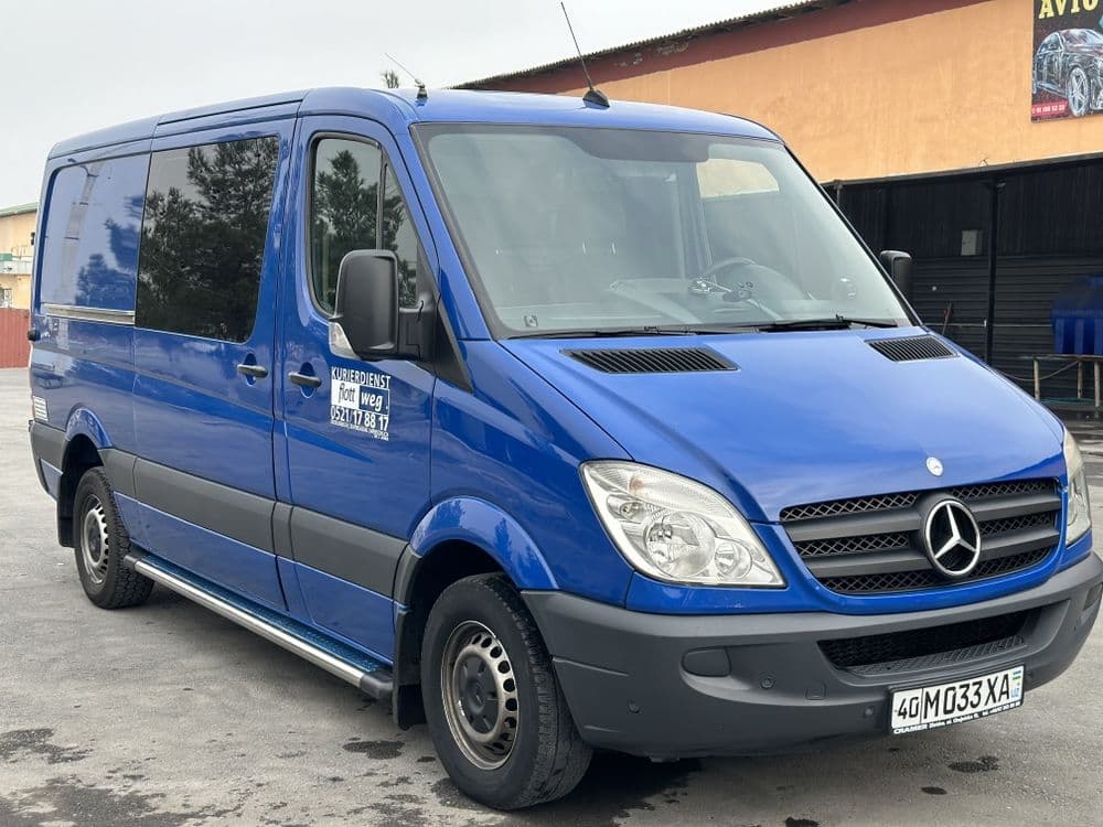 Sprinter Mercedes-Benz — 1
