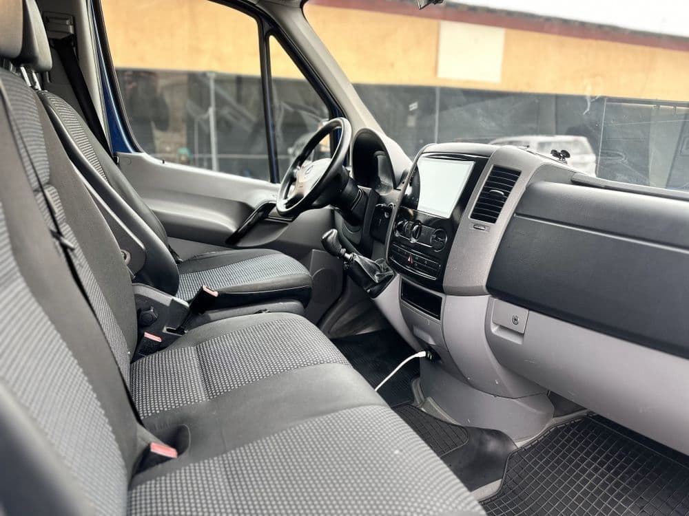 Sprinter Mercedes-Benz — 7