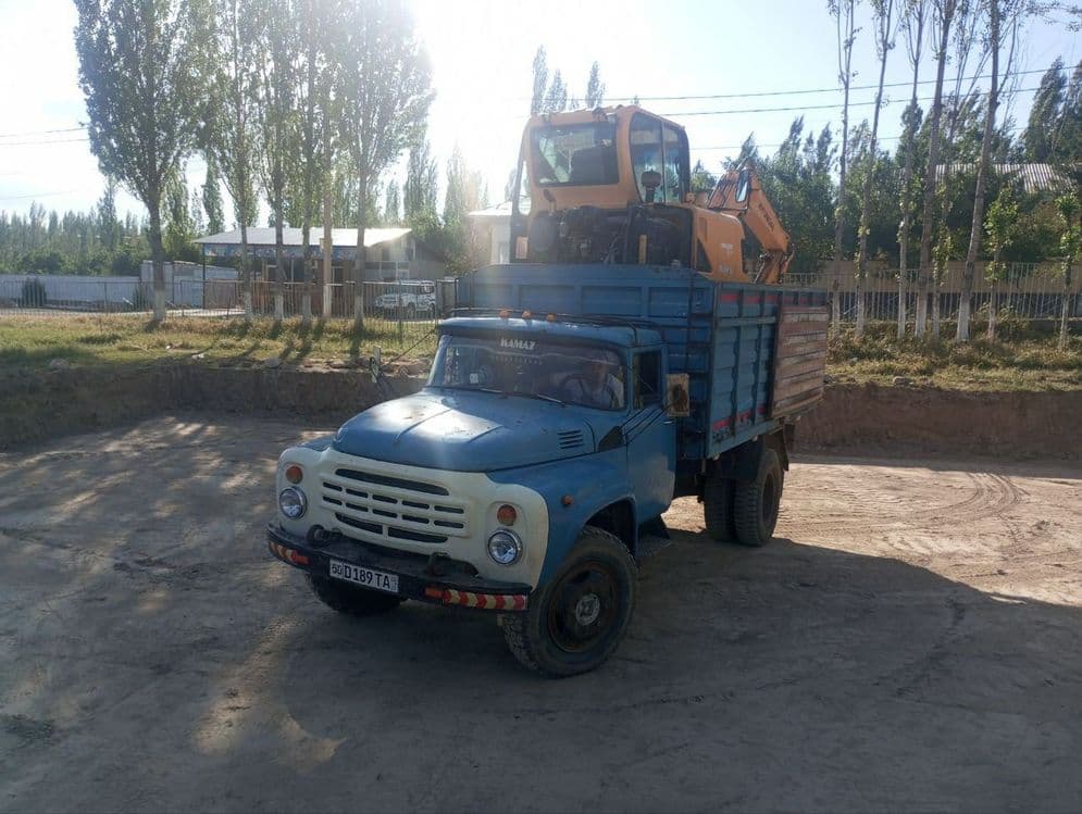 Zil 130 sotiladi srochna — 2