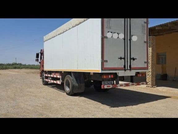 SHACMAN  Furgon  2023yil — 2