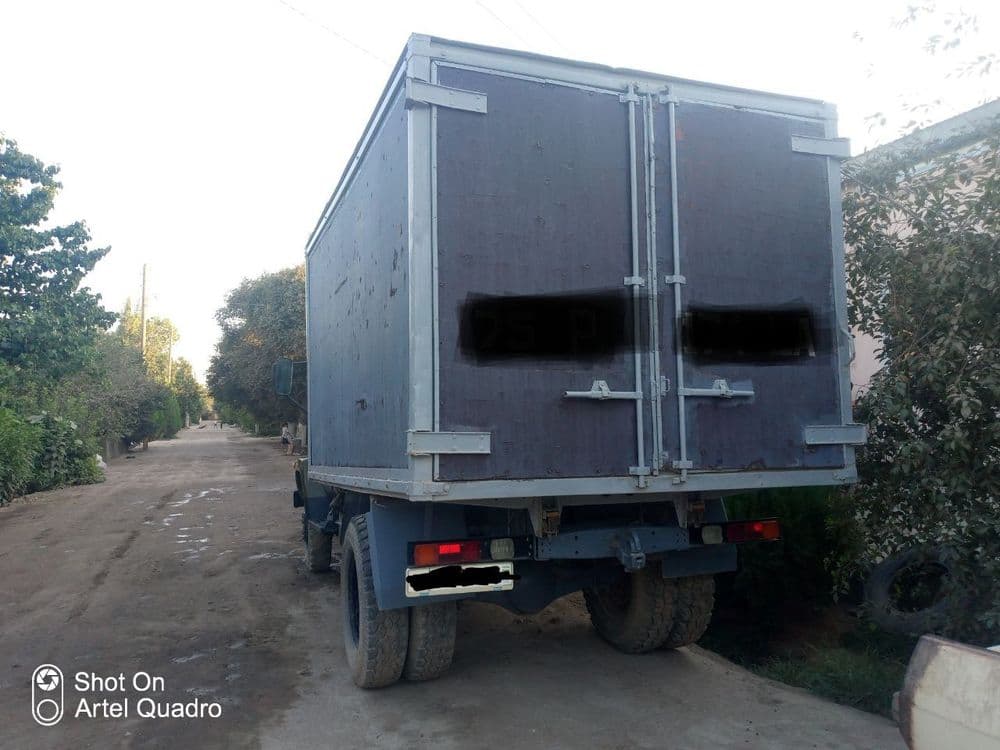 ГАЗ 3309 фургон. — 5