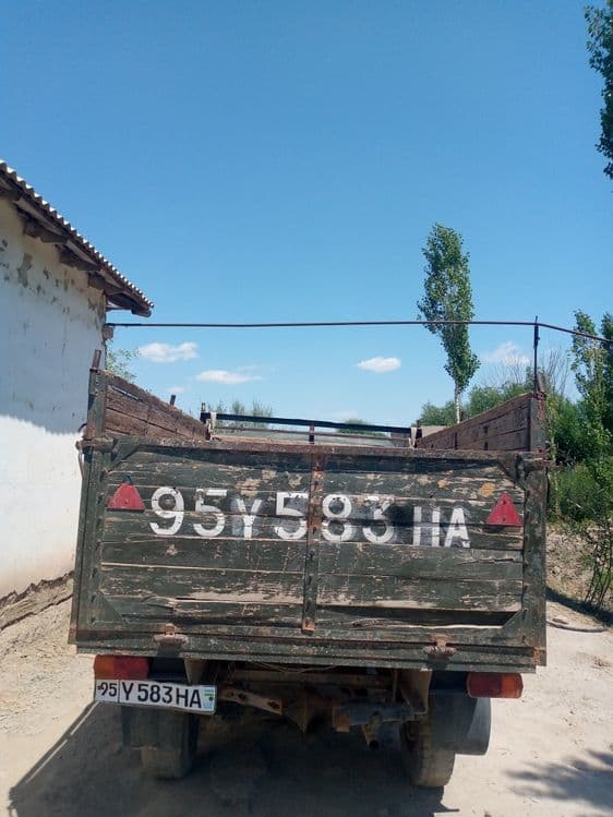 UAZ 3303  gruzovoy — 3
