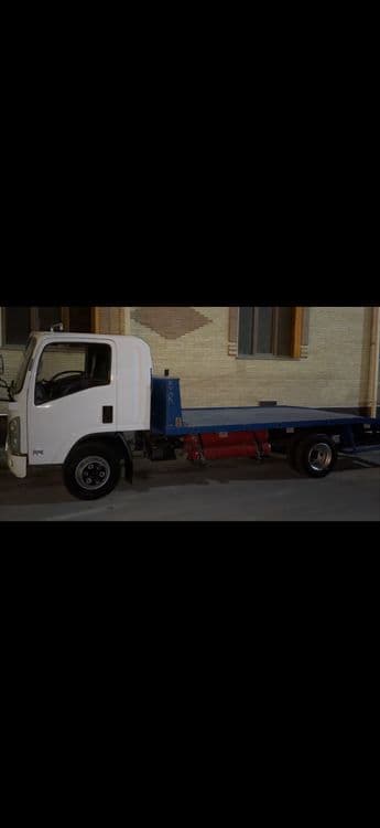 Isuzu evakuator sotiladi