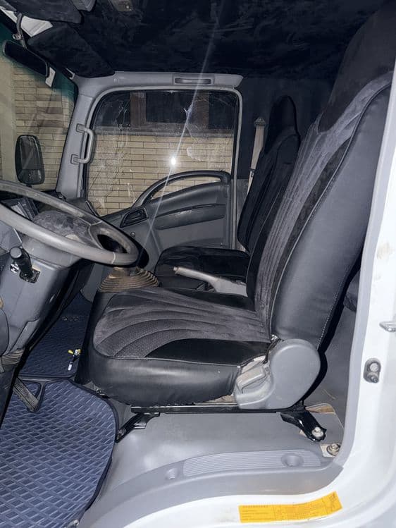 Isuzu evakuator sotiladi — 4