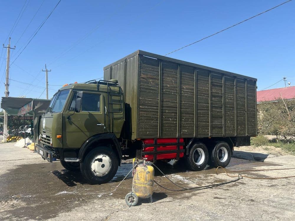 Kamaz 53212 furgon — 4