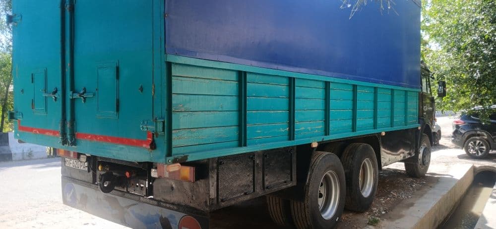 Kamaz sotiladi. Evro — 8