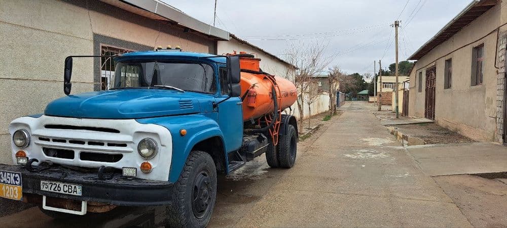 Zil 130 benzavoz yil86 — 3