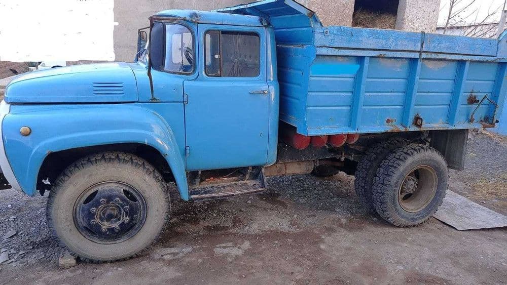 Самосвал Зил-130 сотилади — 2
