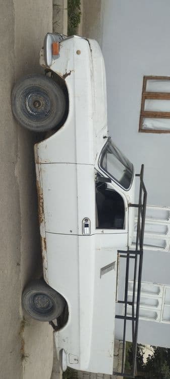 Gaz 24 ( pikap- pick up) — 2