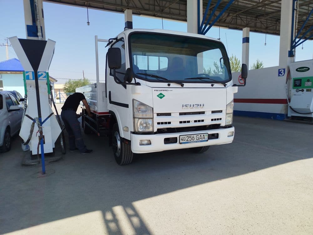 Isuzu avtobusdan terilgan 2009 yil — 1