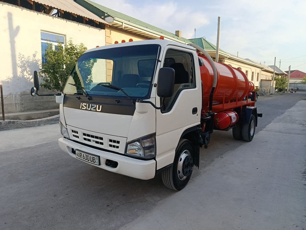 Isuzu Gavnavoz  2011 yil — 2