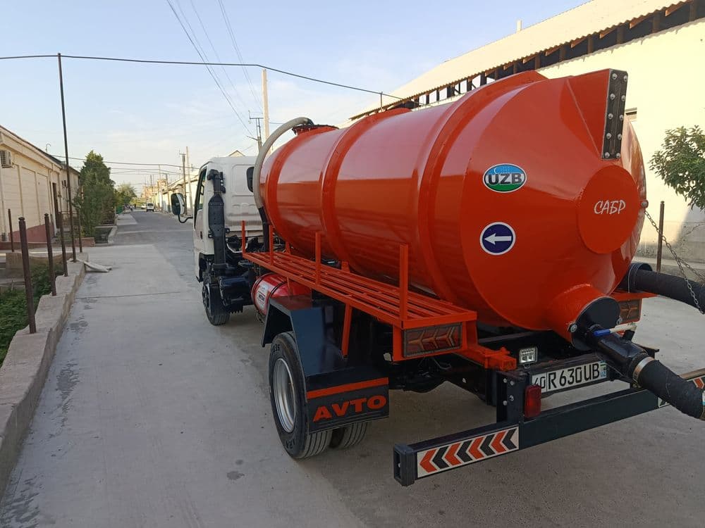 Isuzu Gavnavoz  2011 yil — 4