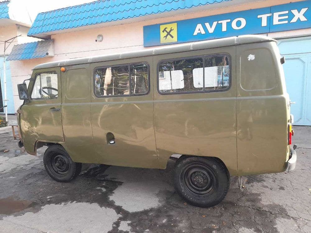 УАЗ 330301
буханка продам — 3