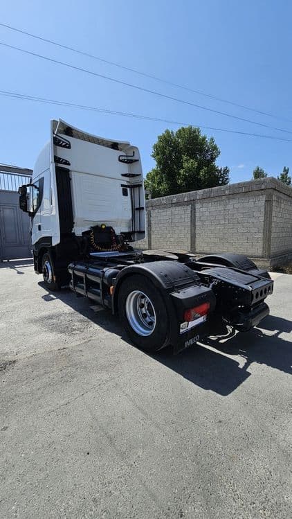 IVECO 460 Сотилади 
 Йили: 2017 — 3