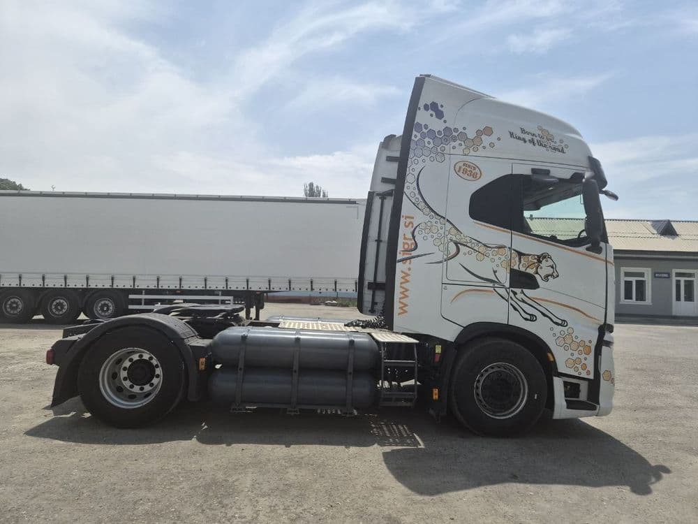 IVECO STRALIS 460 Сотилади 
 Йили: 2020 — 2